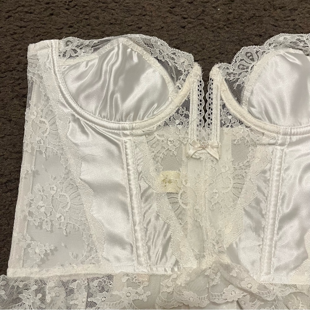 Vintage 80’s Victoria’s Secret Lace Strapless Corset Top - Picture 3 of 7
